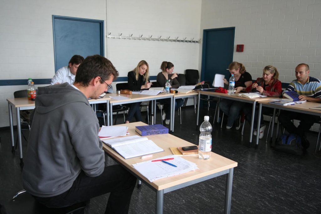 latein lernen academia linguae